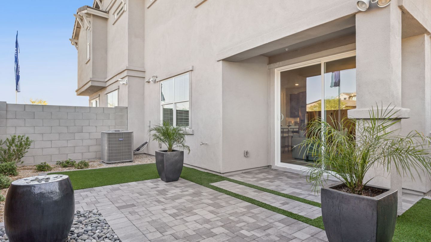 BB Living Desert Ridge Image 3