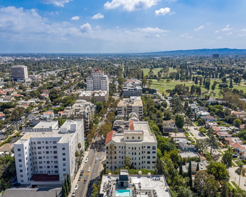 Hermoyne Apartments Image 43