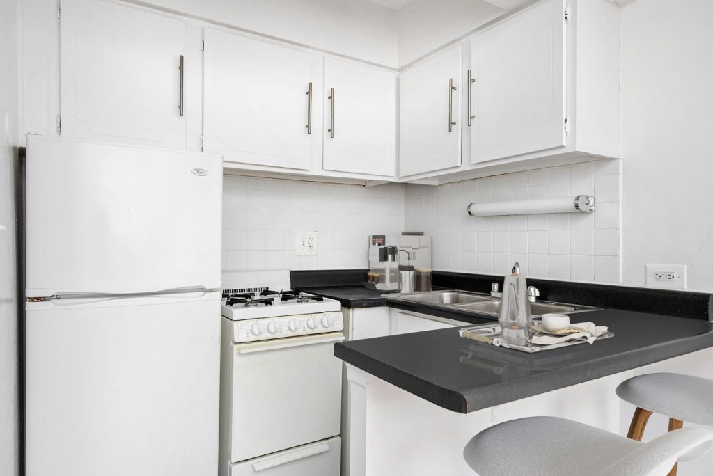 544 West Melrose Image 9