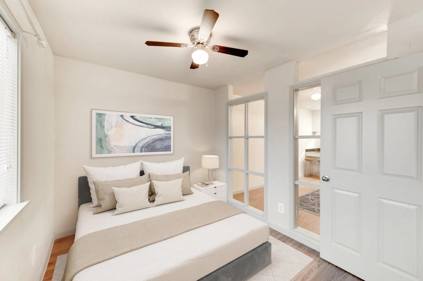 Gia @ Westchase Image 14