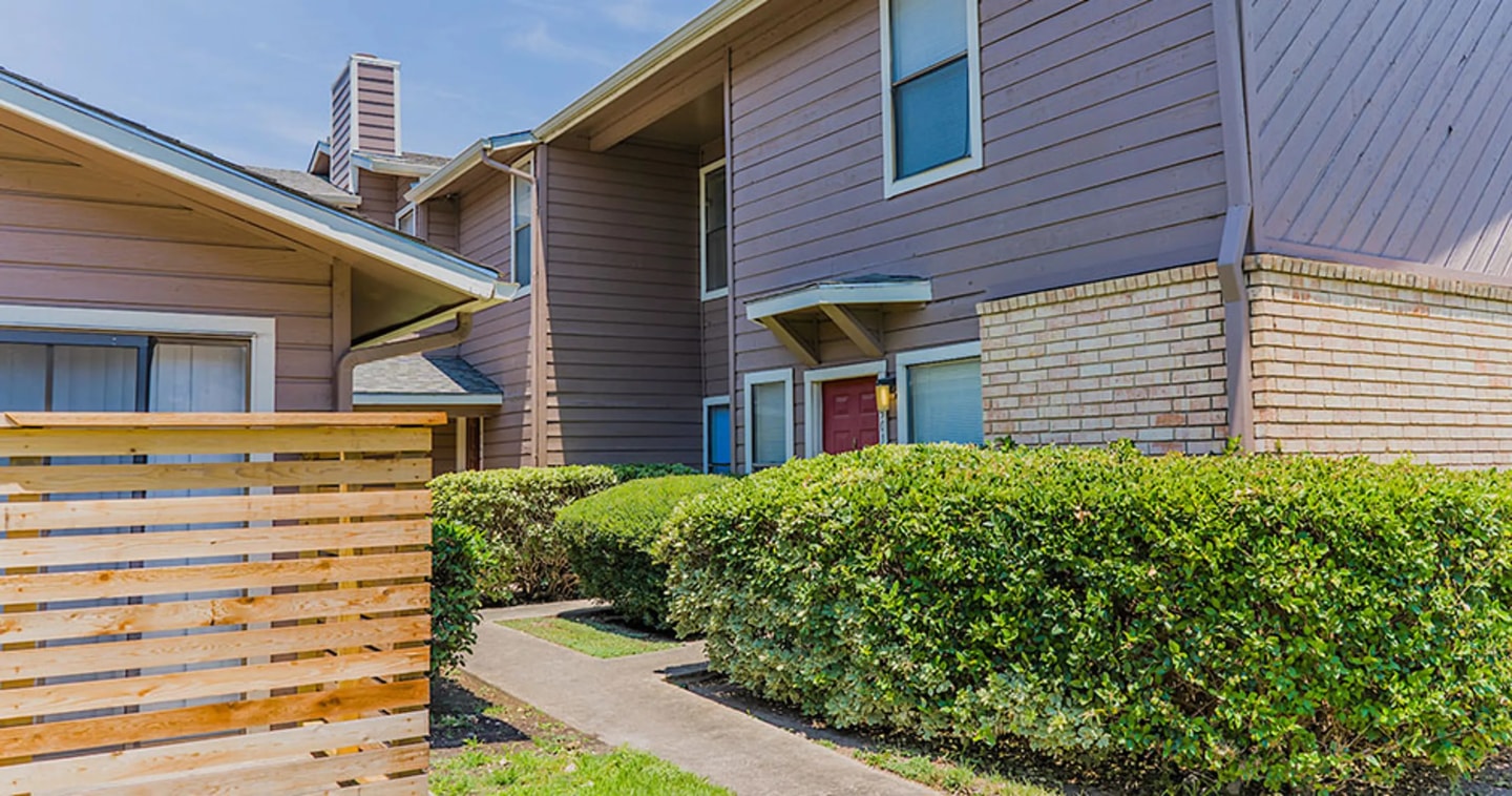 The Camaron Townhomes & Flats Image 60