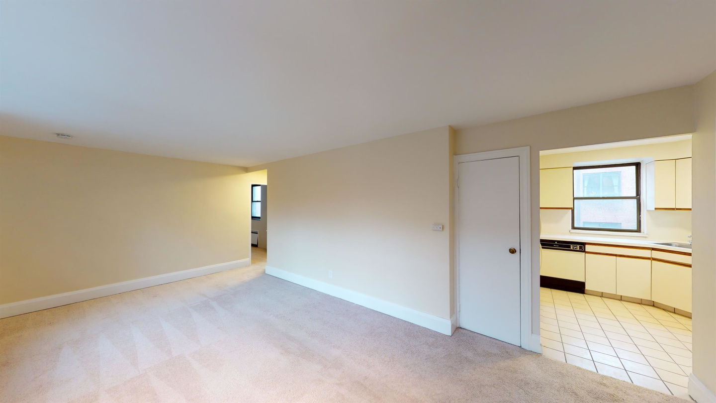 Delaware Court Apartments Image 3