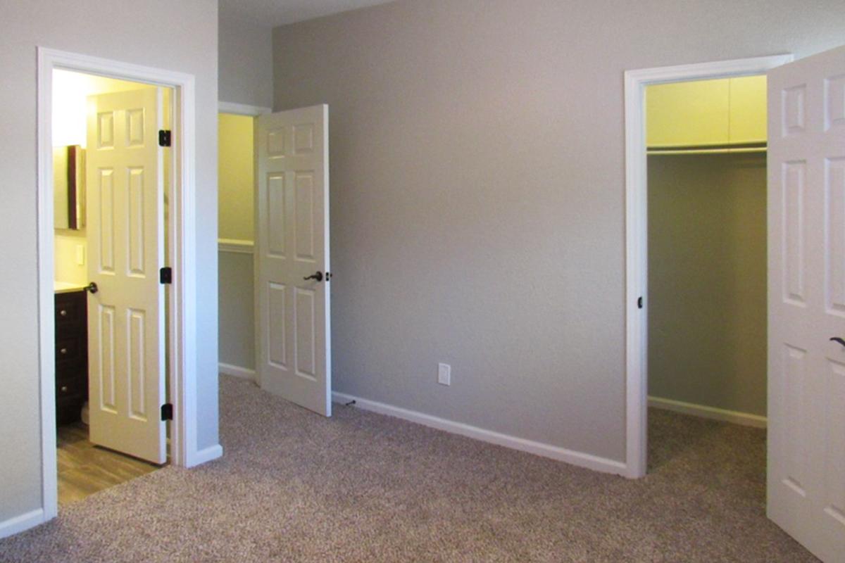 Bluff Springs Townhomes Image 70