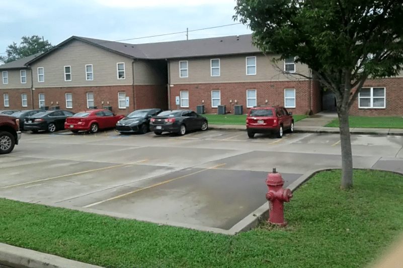 Cedar Place Apartments Image 2