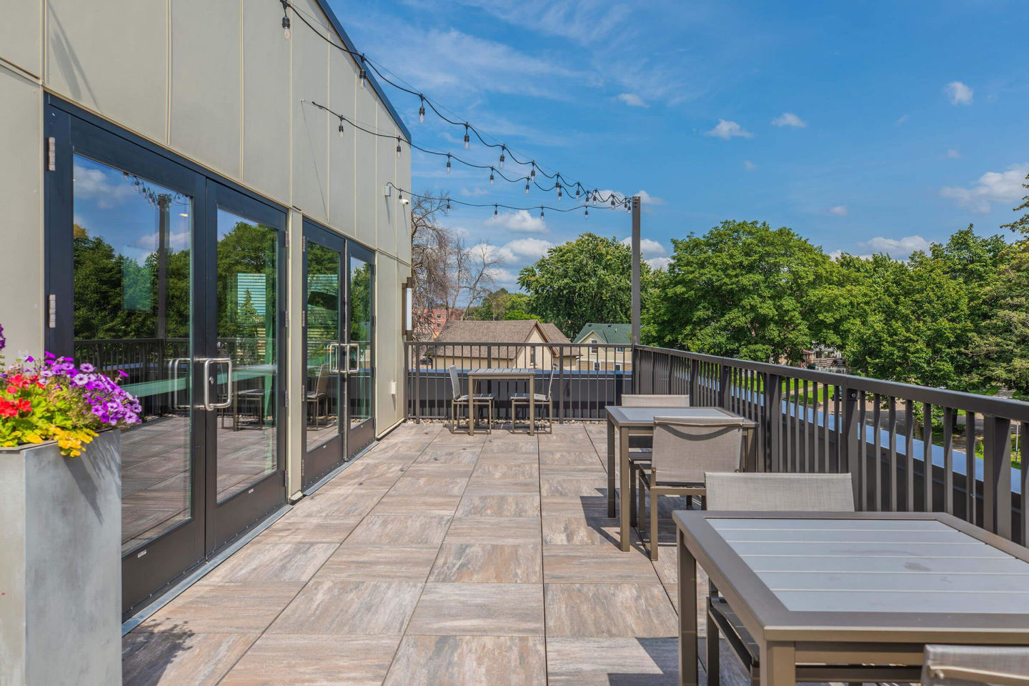 The Sentinel Residence Image 44