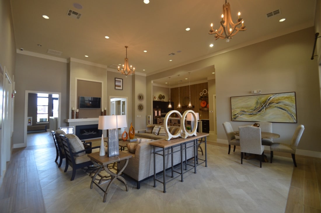 Cross Creek Village Image 14