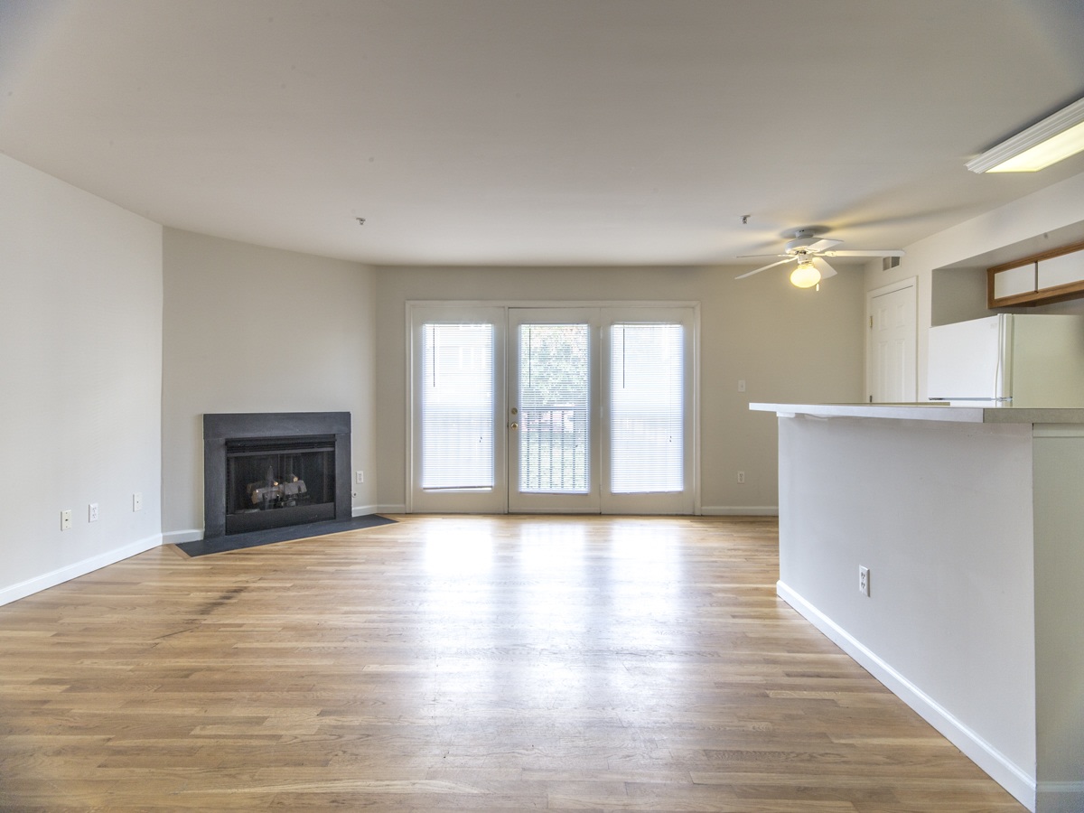 Wertland Apartments - Student Housing Image 8