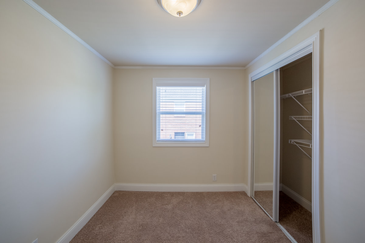 Indiana Flats and Townhomes Image 1