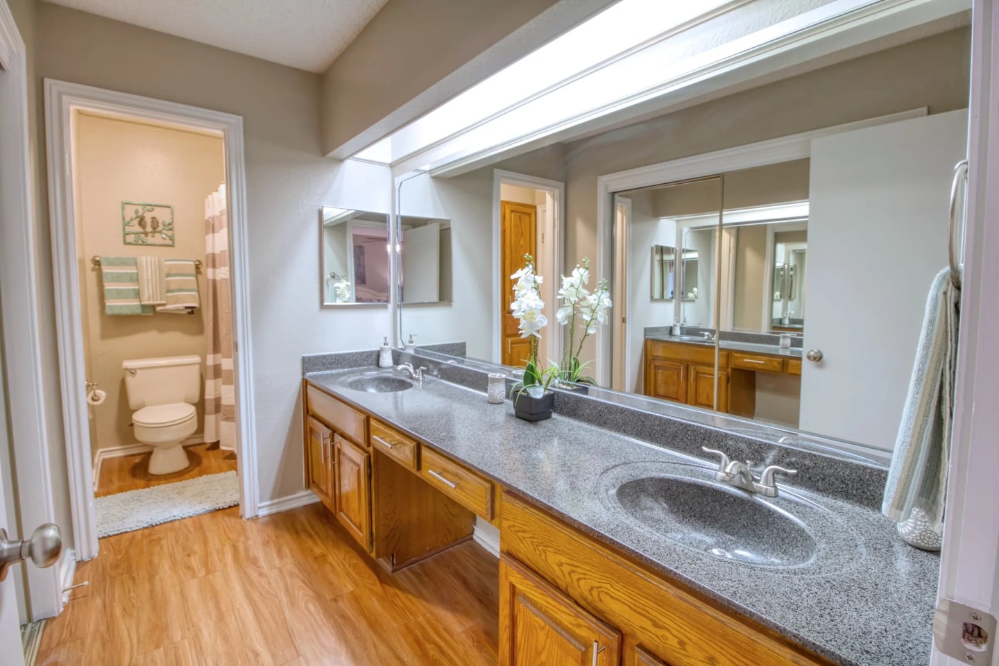 4000 Horizon Hill Image 26