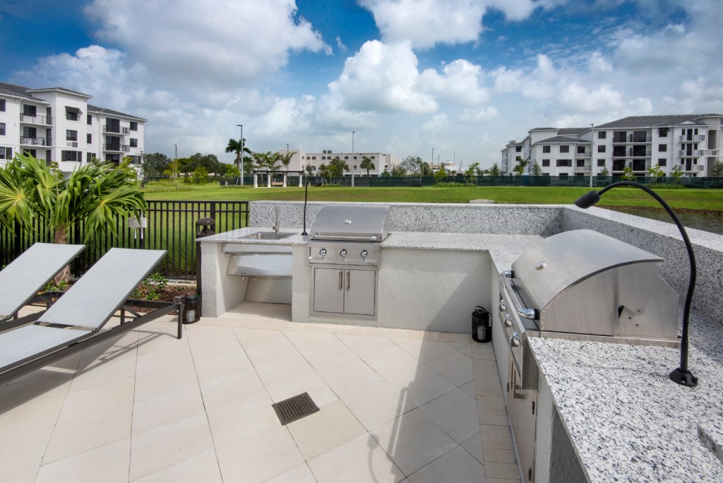 Riverland Apartments Image 39