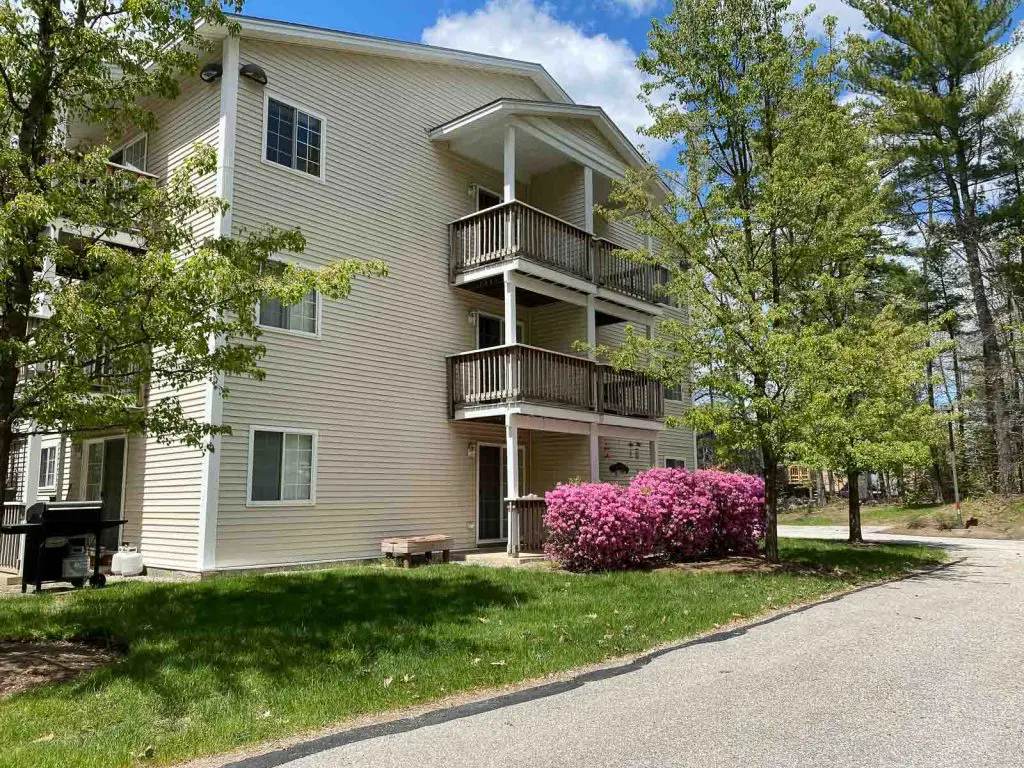 Hooksett Hollows Condominiums Image 21