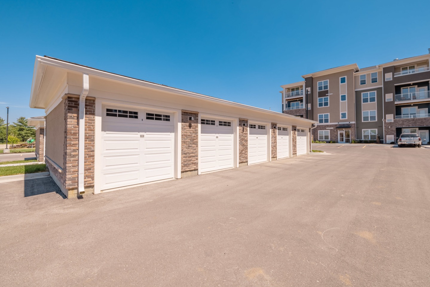 Bonavia Luxury Apartments Image 48