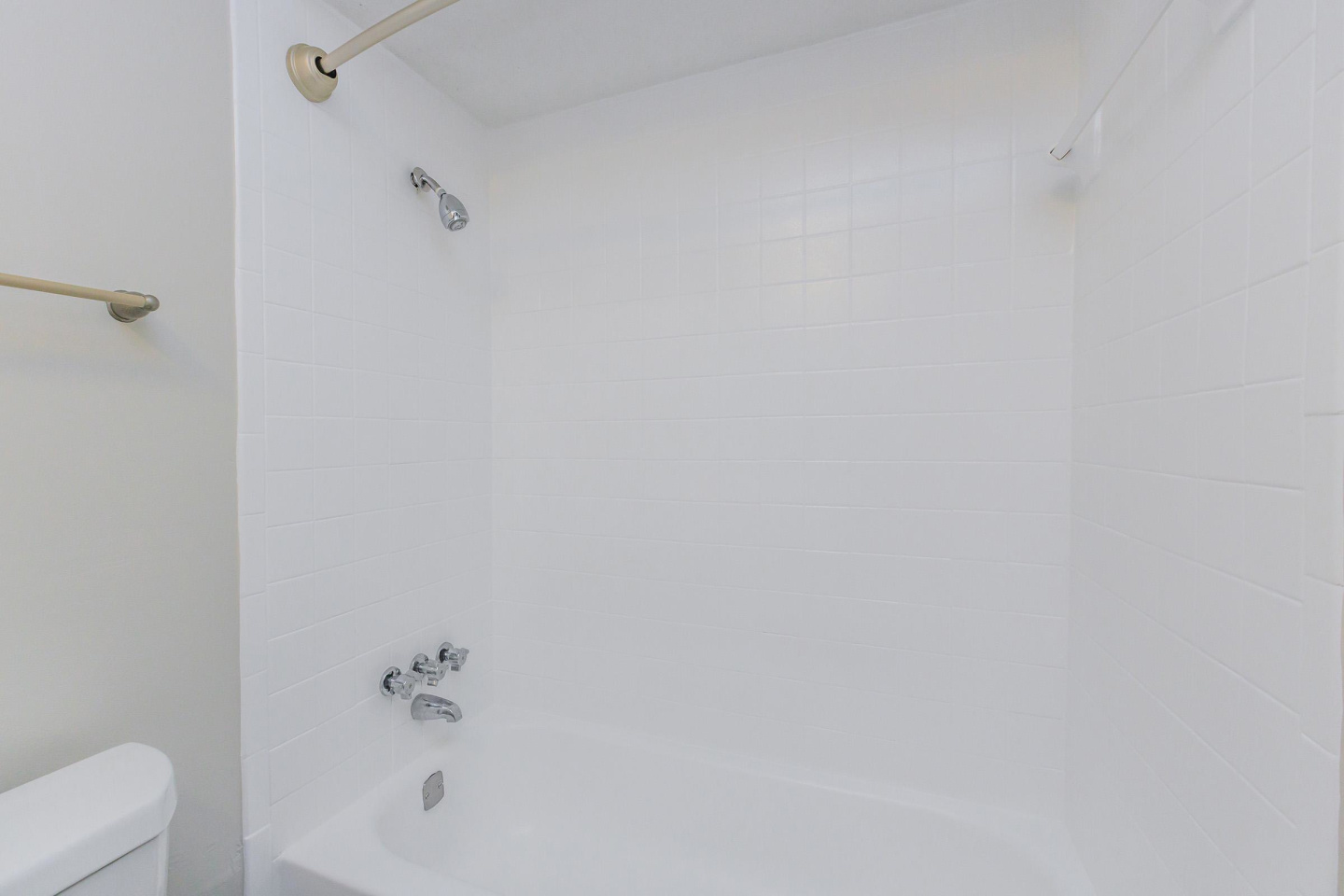 Emerald Ridge Apartments Image 10