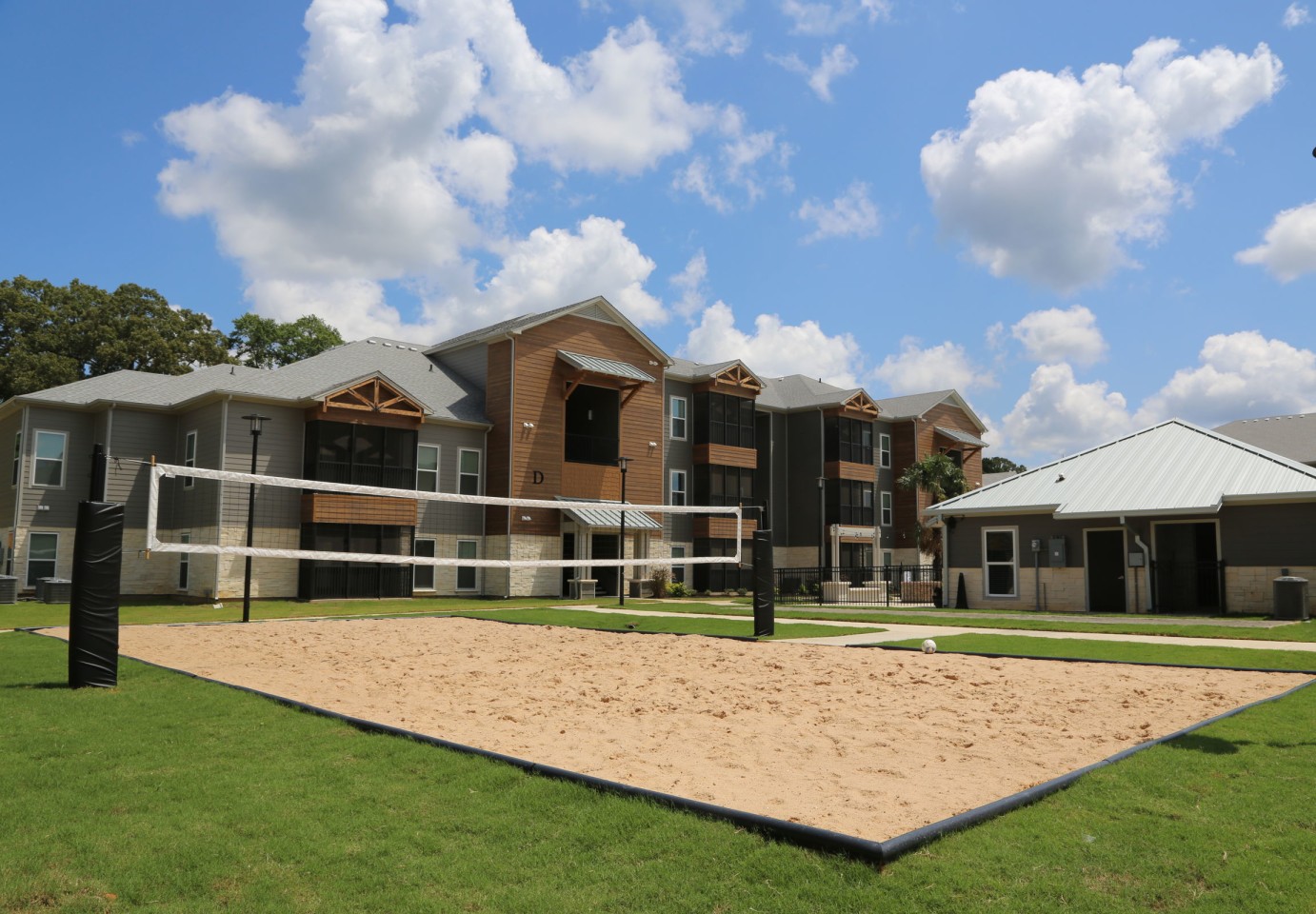 North Village Apartments Image 5