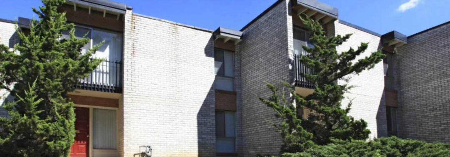 Towne Crest Apartments Image 16