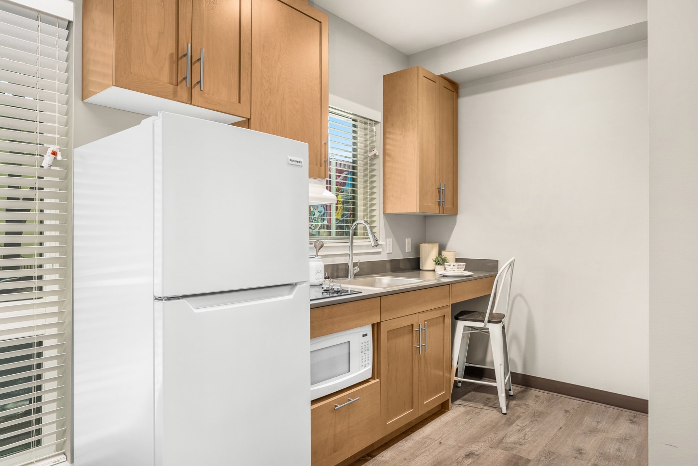 4029 Rainier Image 8