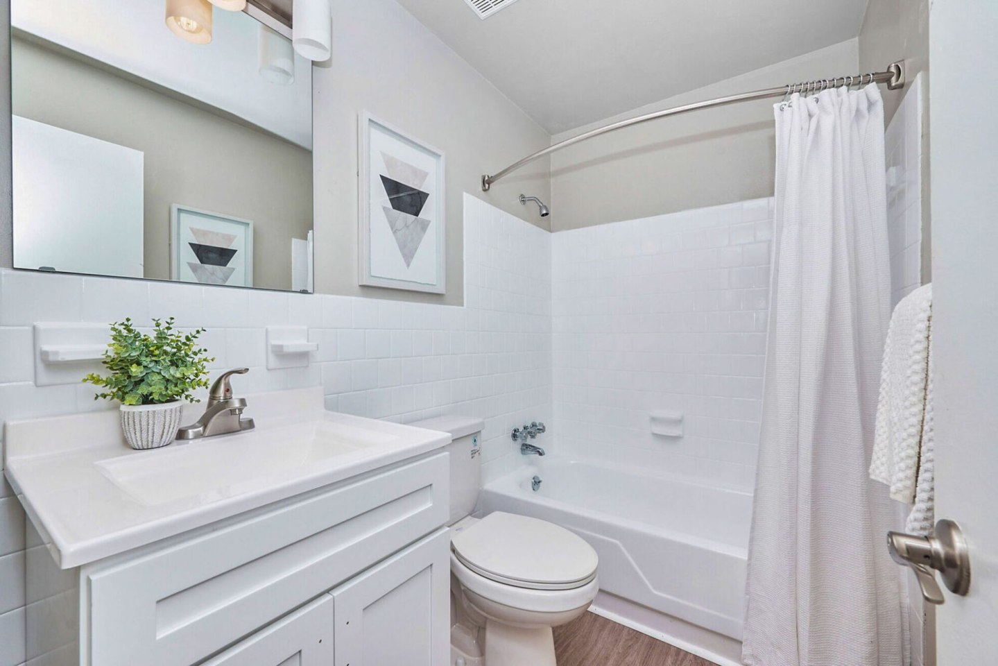 Asbury Place Image 16