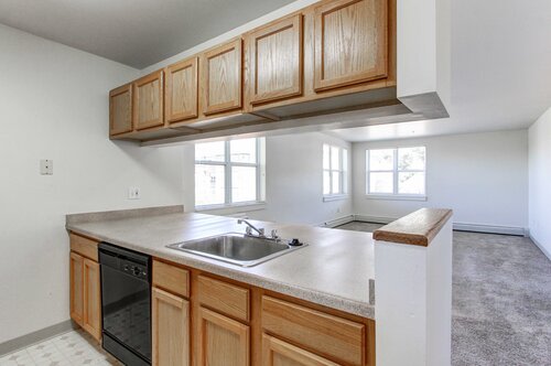 Oak Hill Apartments Image 1