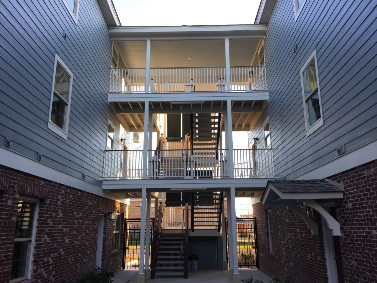 Marina Vista Image 12