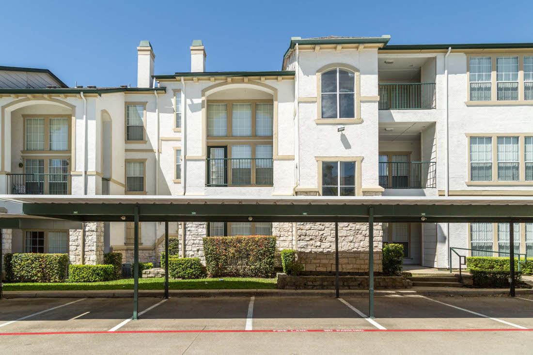 Vail Village Club Apartments Image 17