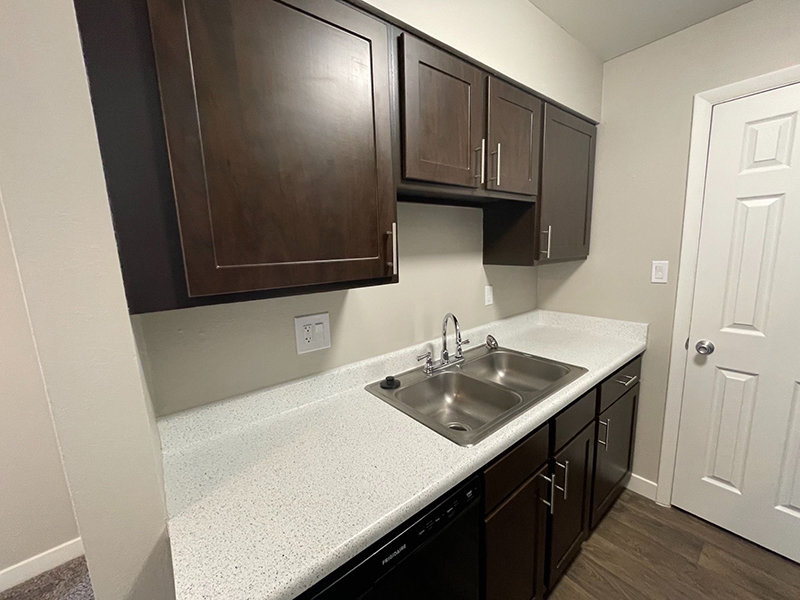 Spring Creek Apartments Image 2