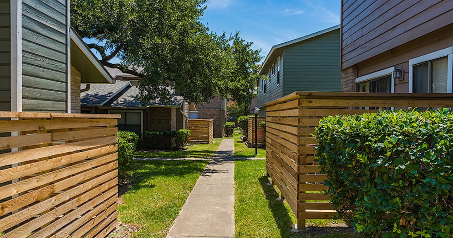 The Camaron Townhomes & Flats Image 56