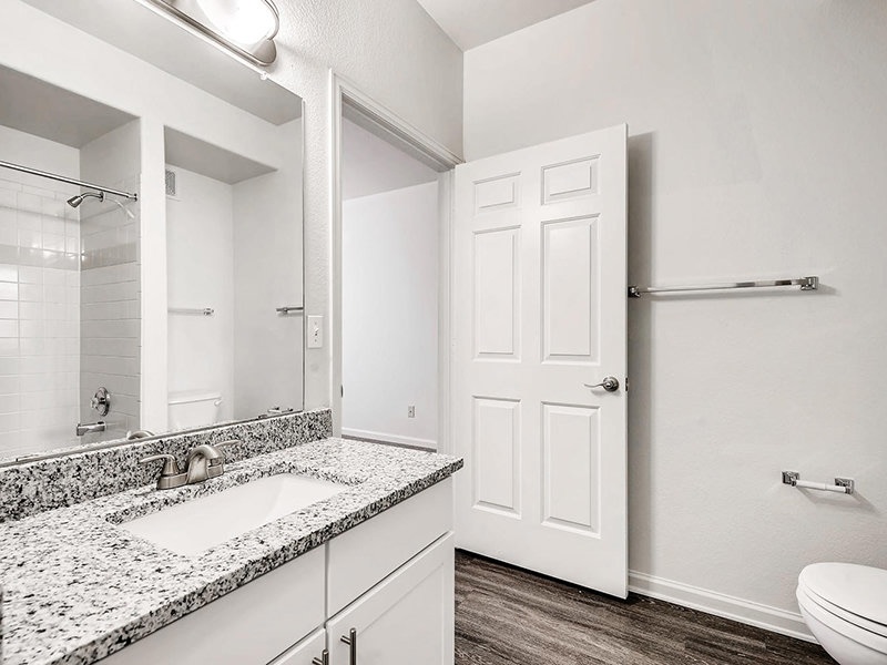 Allure Apartments Image 14