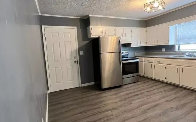 Oak Tree Apartments Image 2
