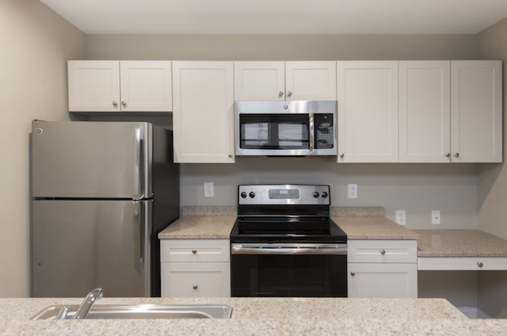 220 South 16th Street Image 4