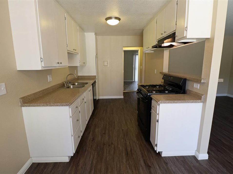 Santiago Apartments Image 2