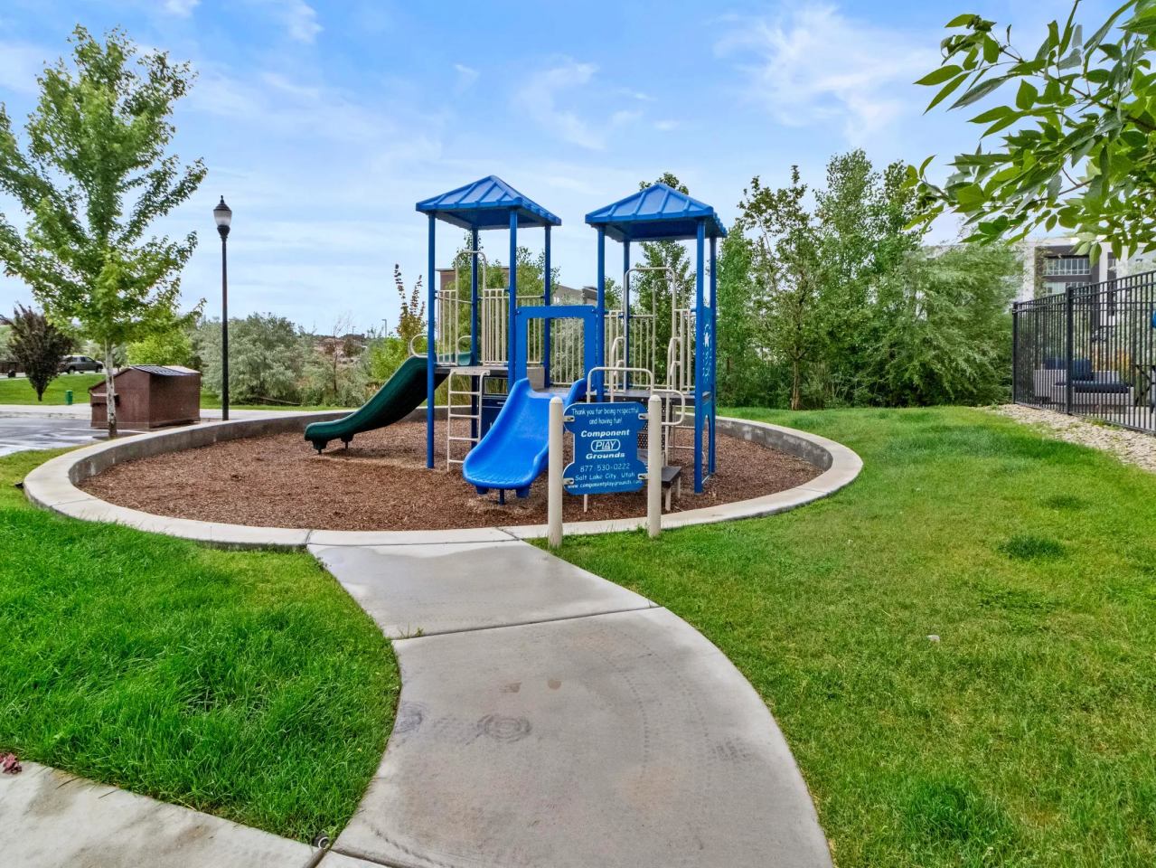 South Ridge Townhomes Image 34