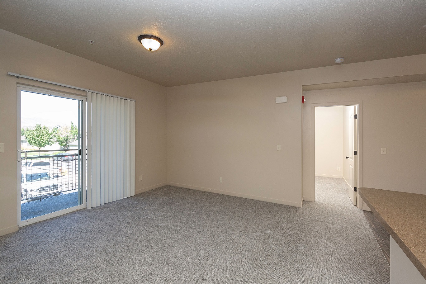 Wilshire Place Apartments Image 23