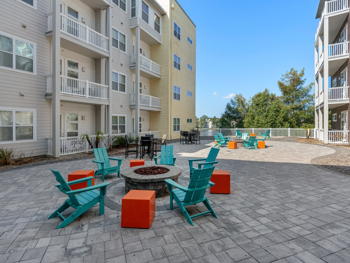 Lake Lofts at Deerwood Image 1