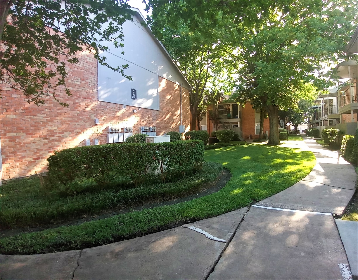 Arbors at Town Square Image 21