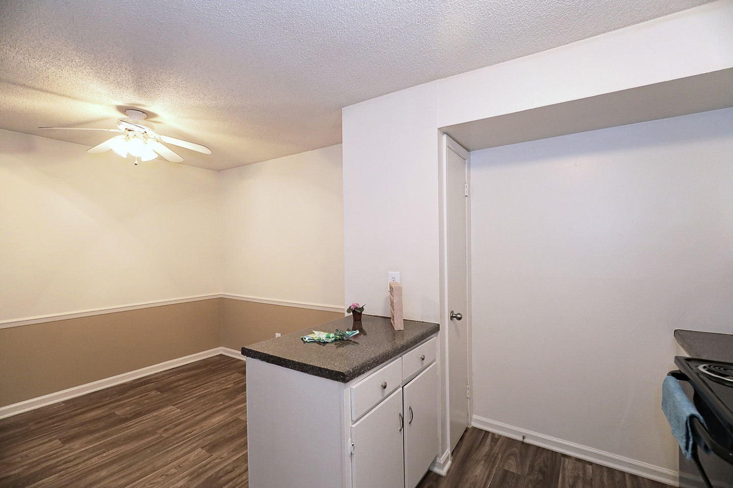 The Morehead Apartments Homes Image 17