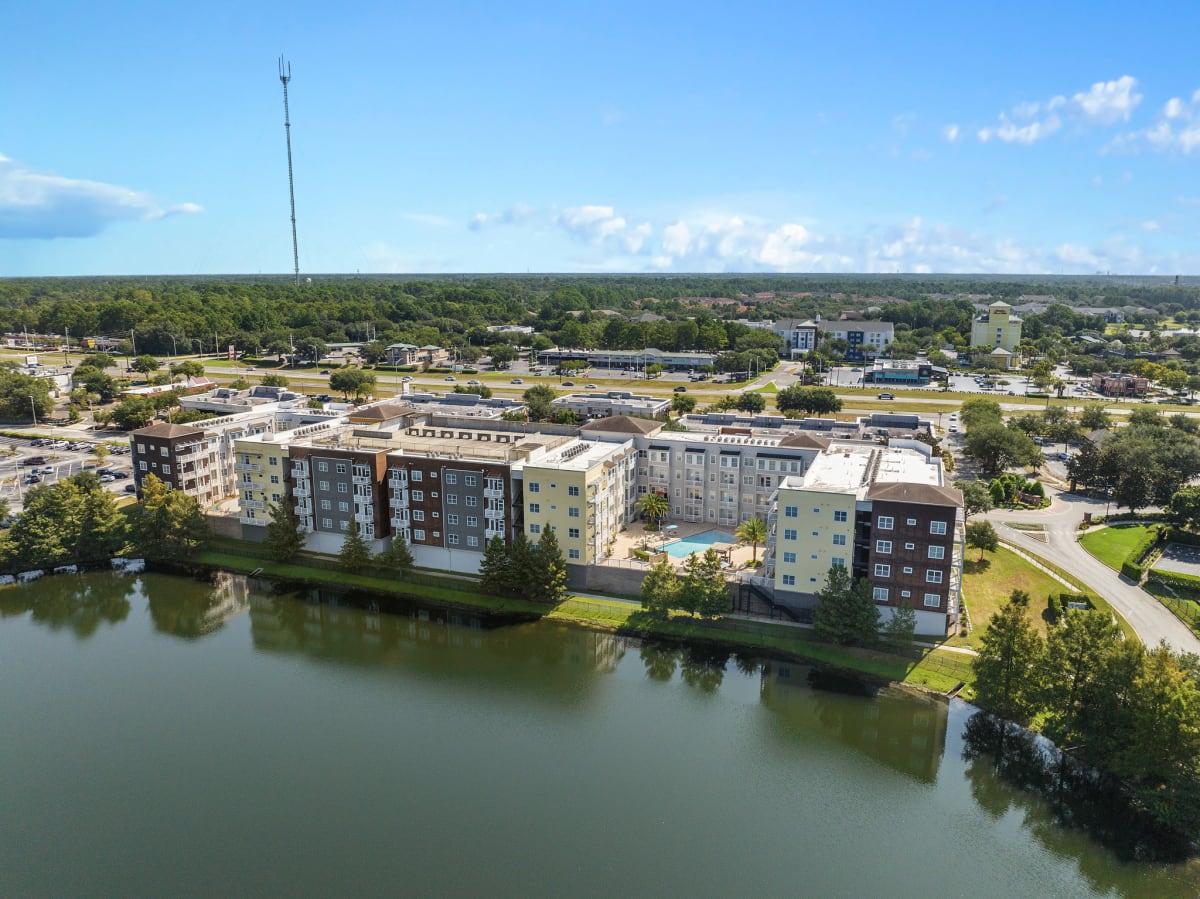 Lake Lofts at Deerwood Image 7