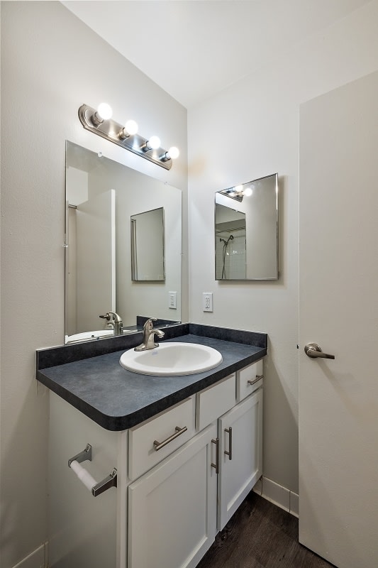 Wellington Place Apartments Image 6