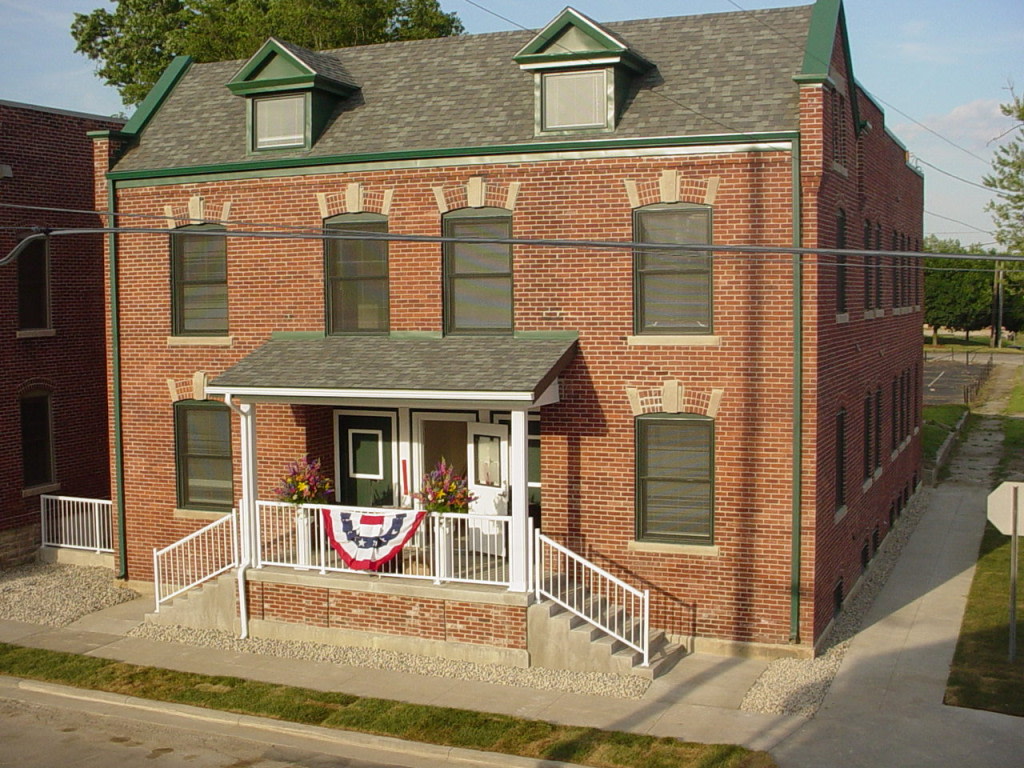 Howard Square Image 1