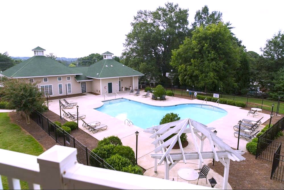 Crescent Pointe Image 4