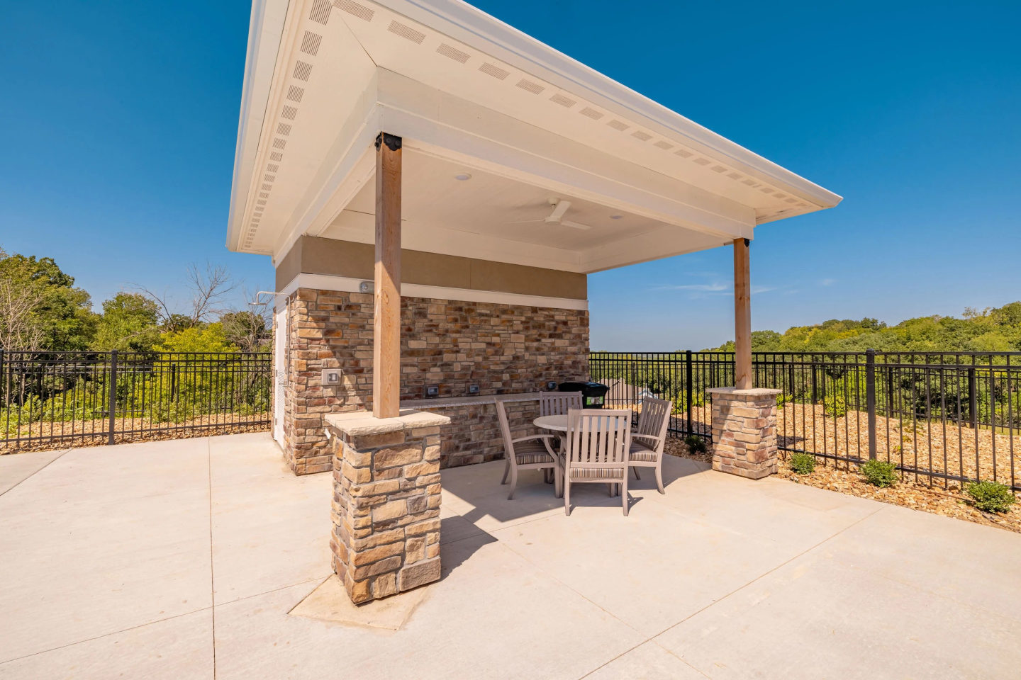 The Bonavia at Withers Farm Image 28