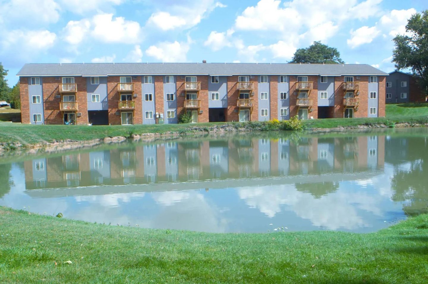 Breton Court Image 10