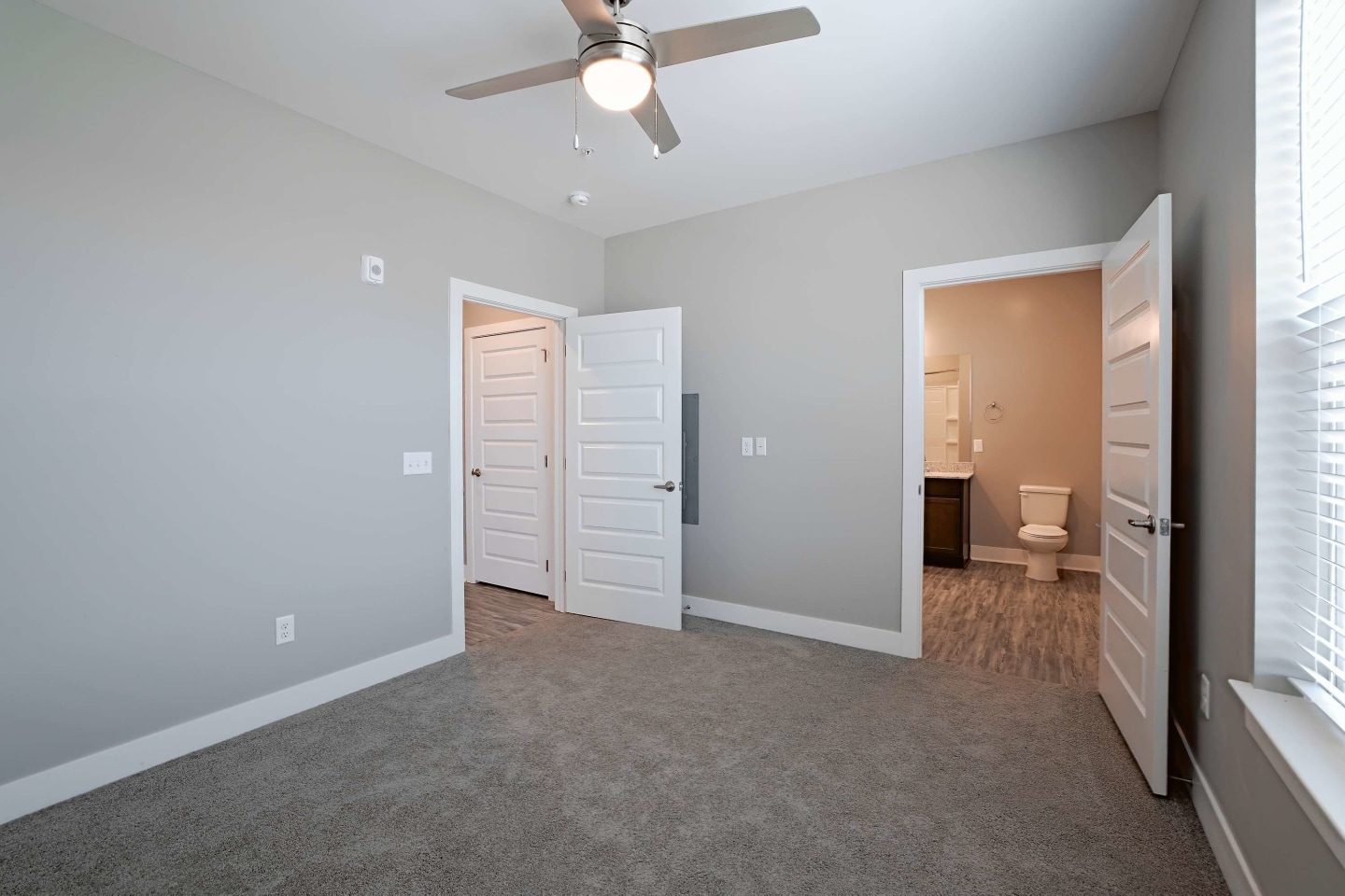 Bonavia Luxury Apartments Image 13
