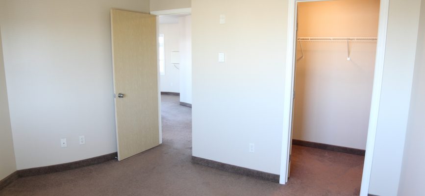 Campus Place V Apartments Image 4