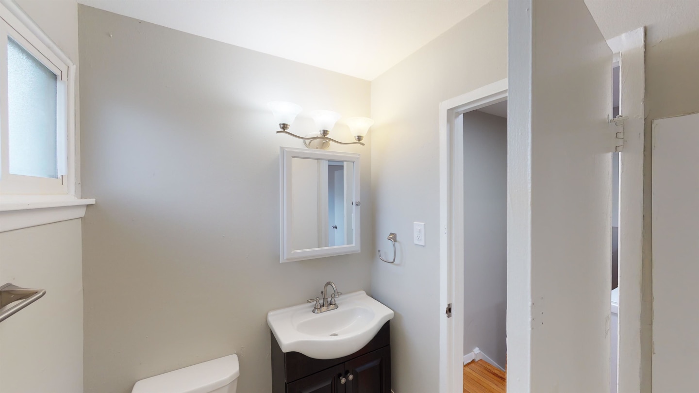 Buffalo Townhomes at Delsan Court Image 10