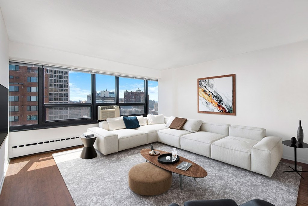 3130 North Lake Shore Drive Image 8