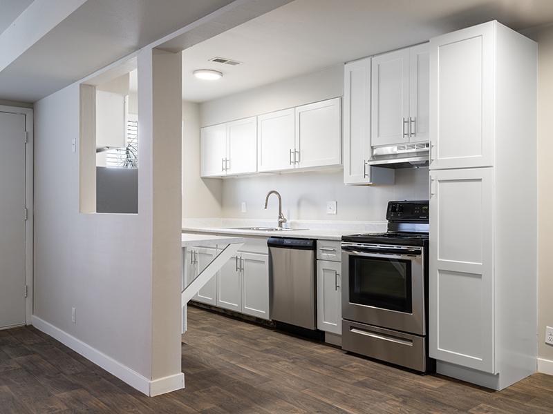 Commons on 2nd Apartments Image 4