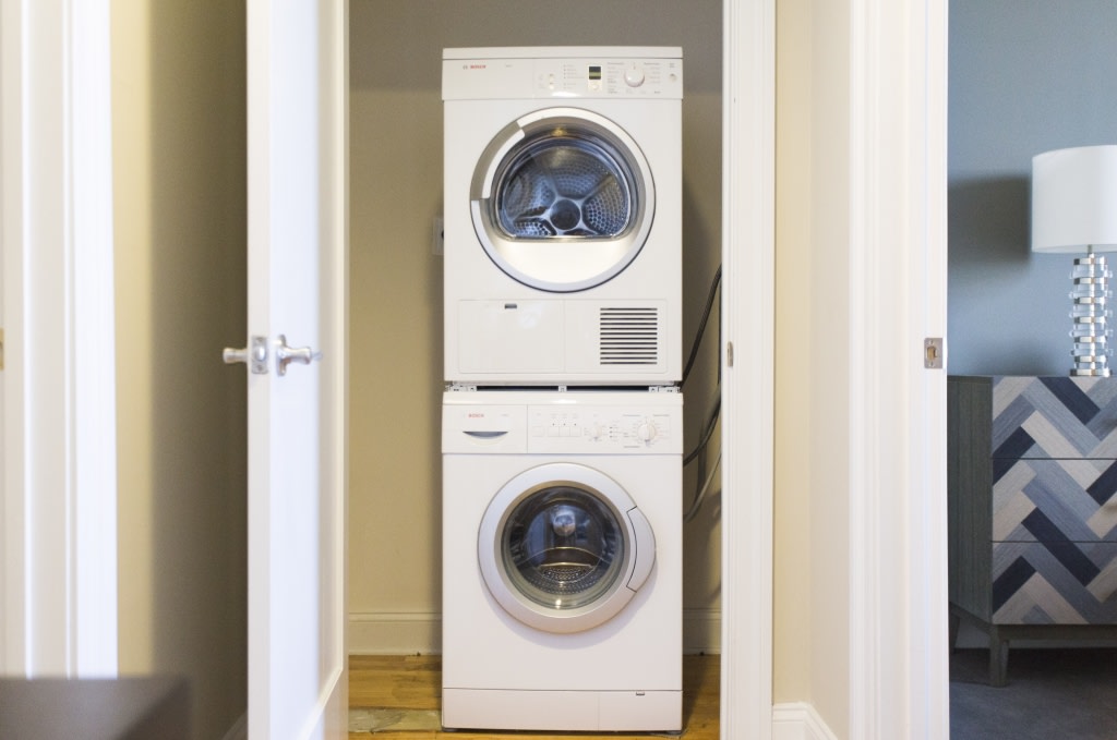 2100 Parkway Image 12