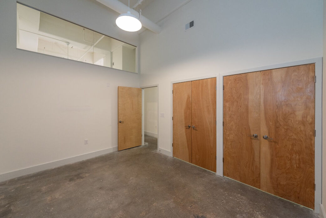 Petersburg ArtistSpace Lofts Image 23