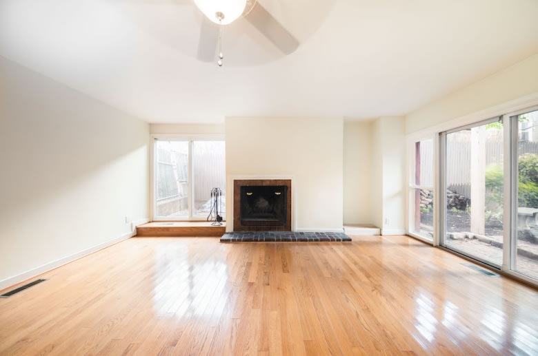 1634-1648 Lombard Image 12
