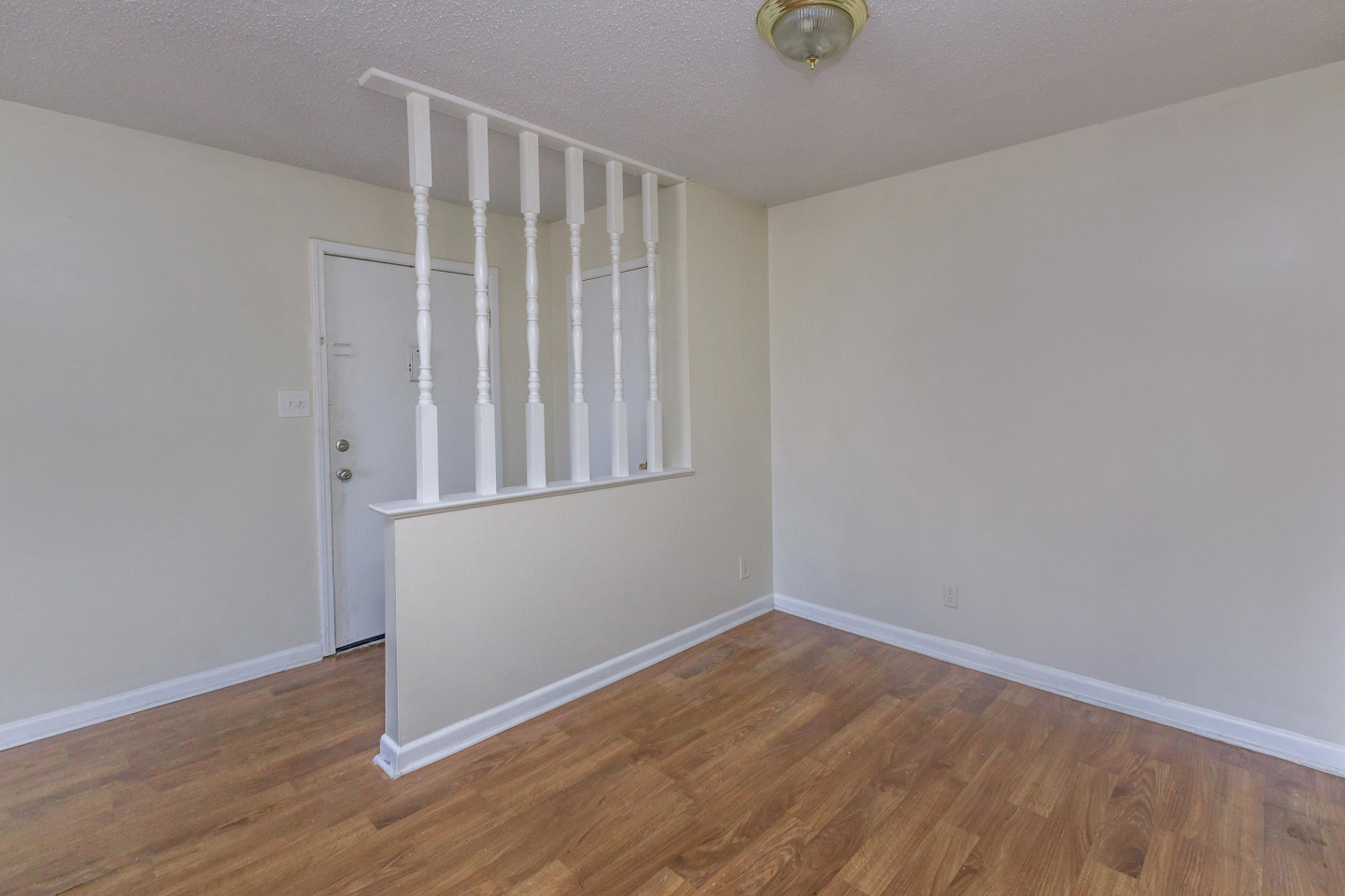 Midtown Oaks Image 3